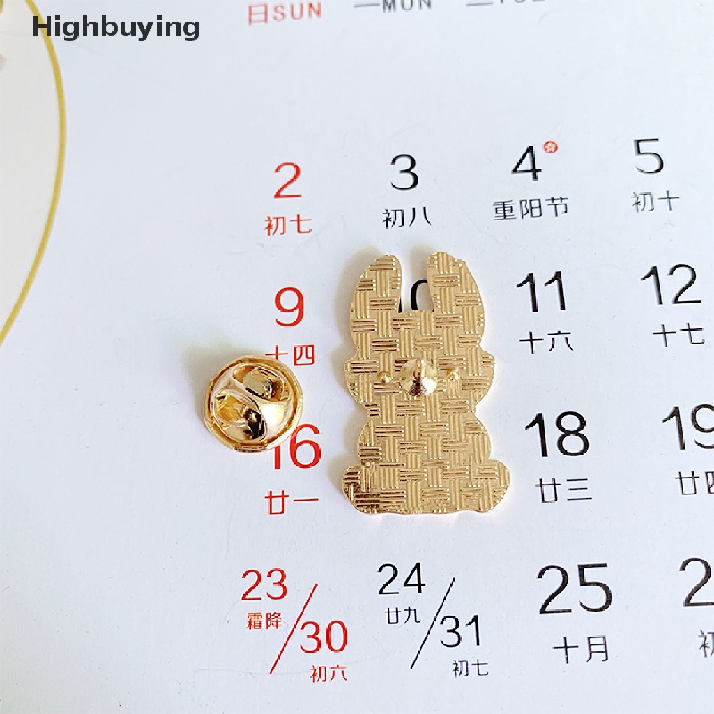 Hbid Tahun Baru Kelinci Alloy Pin Rabbit Bros Kartun Kelinci Pakaian Lapel Pin Lucu Bentuk Hewan Bros Kerah Badge Tas Kartun Perhiasan Aksesoris Glory