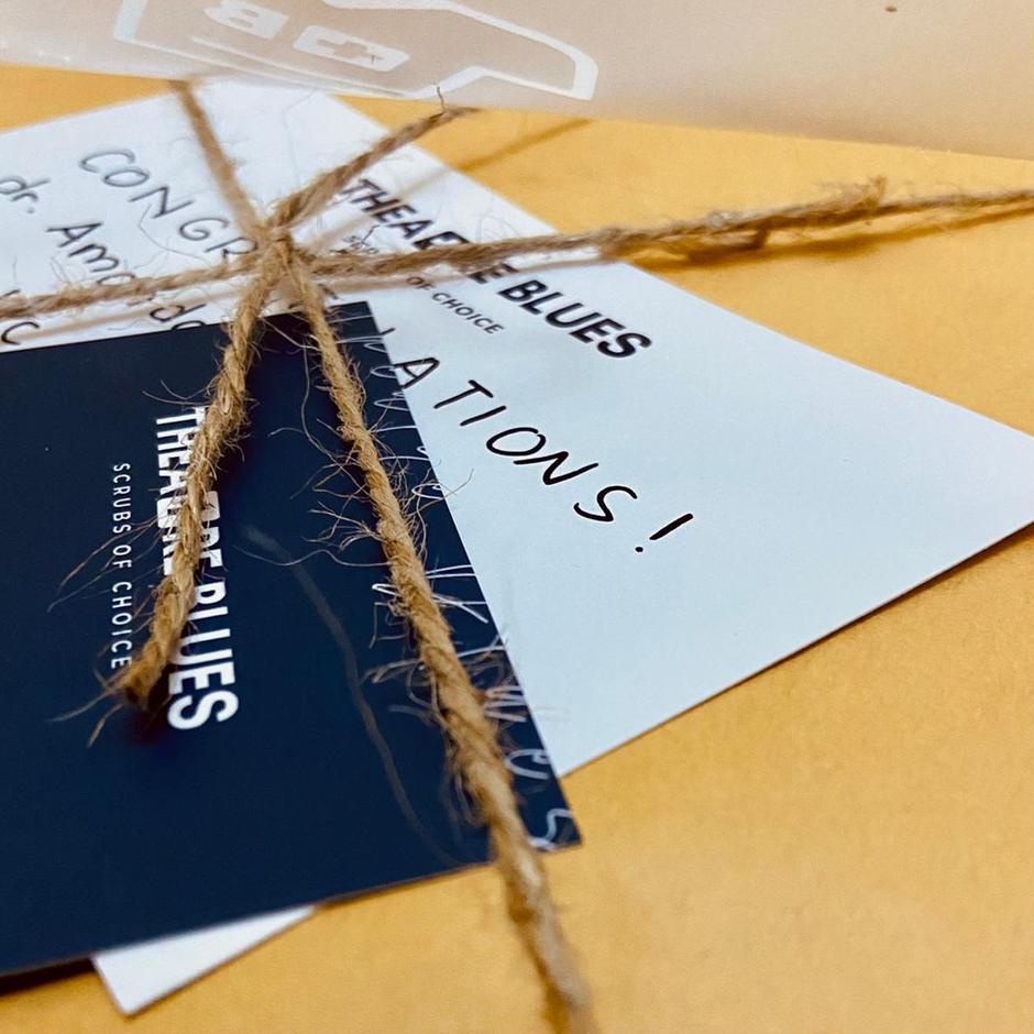 

Kualitas Terpercaya Gift Wrapping Packaging Theatre Blues (Notes Included)