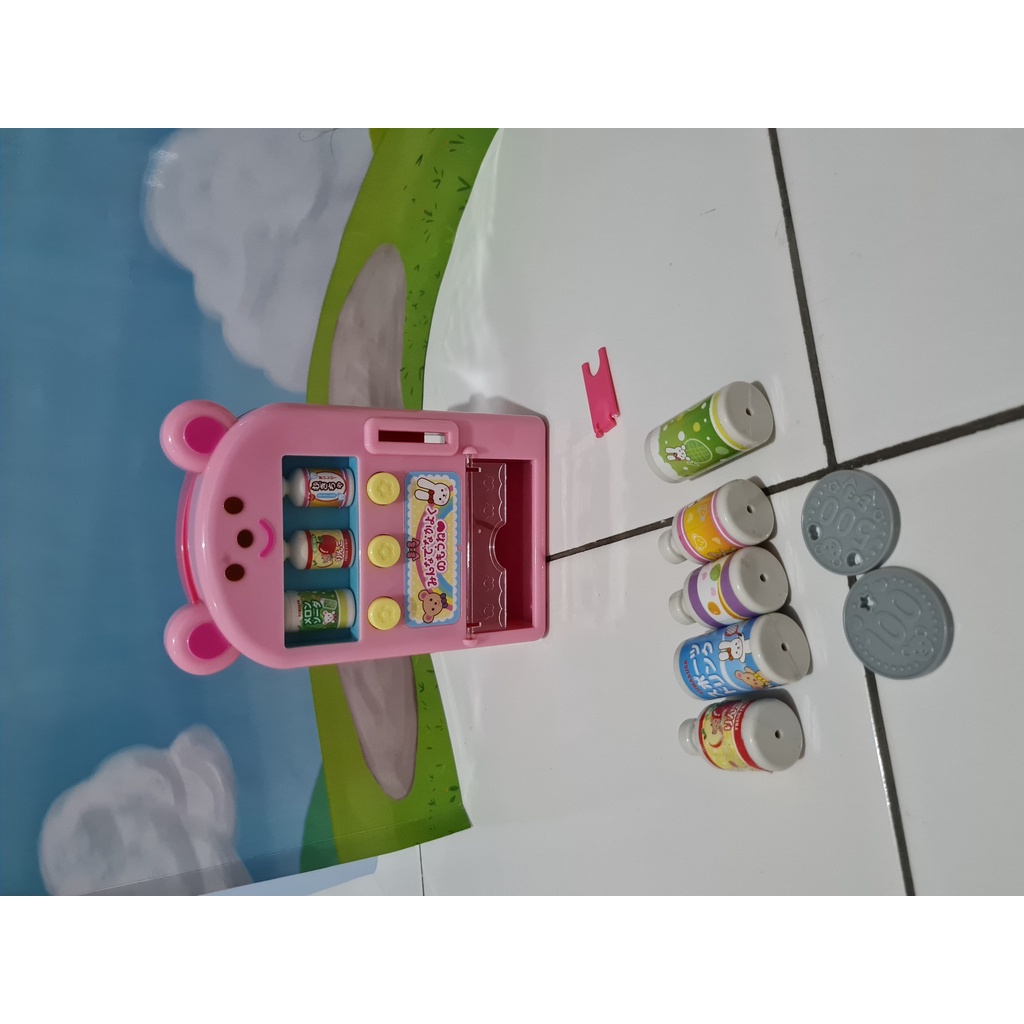 Preloved mainan boneka anak mell chan vending machine