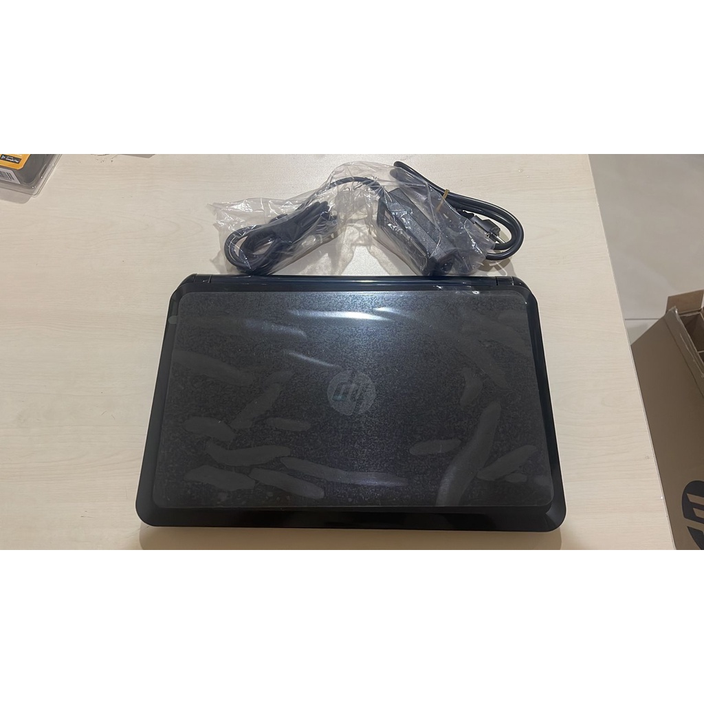 Jual Laptop HP 14d010AU AMD E2100 2GB 320GB DOS Kondisi New Harga 2nd