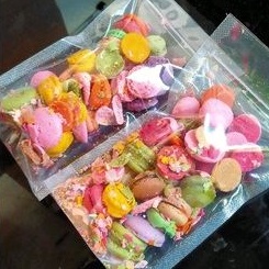 

paket rijekan Macaron 2 kemasan 100gr