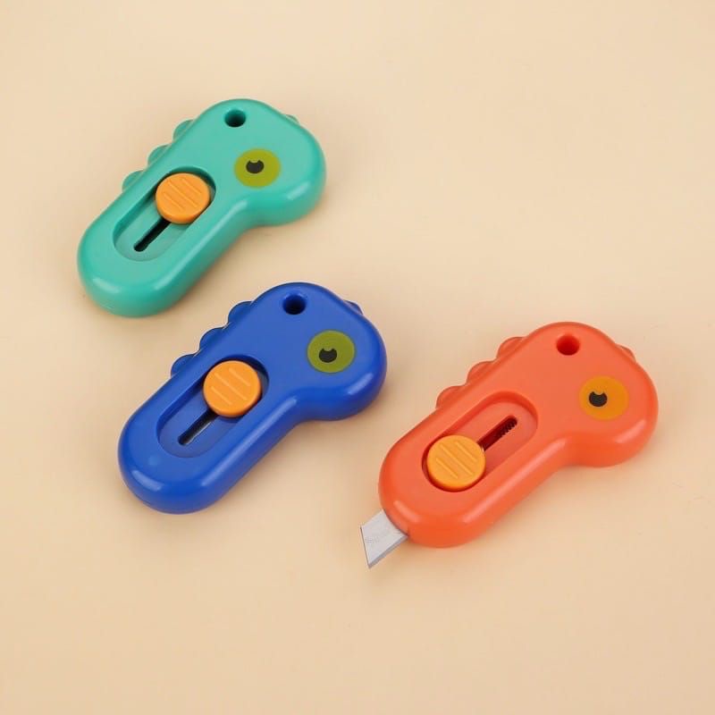 

Mini Cutter Dino 8133 Cuter Kecil Pemotong Kertas Cutter Dinosaurs Model Dino Lucu