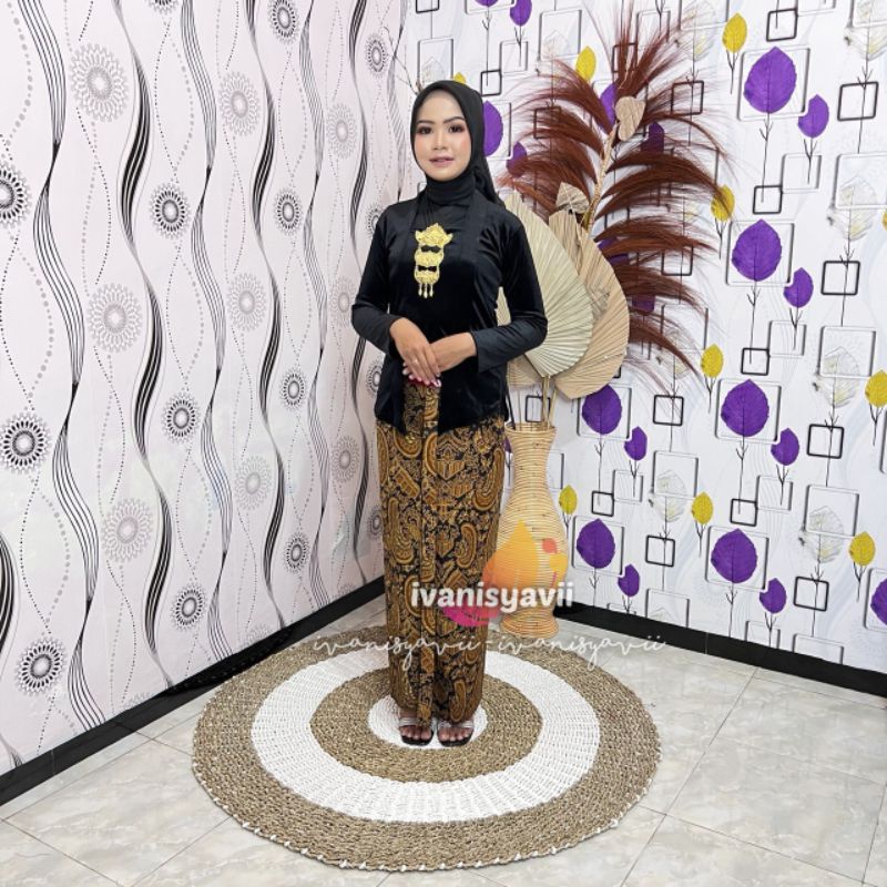 [1set] Kebaya + Jarik Instan | DstSR