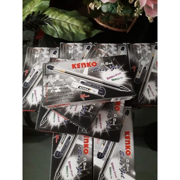 

Terlaris ✨ -[READ DESC] KENKO EASY GEL 0,5MM/HITAM/ISI 12PCS- 2.2.23
