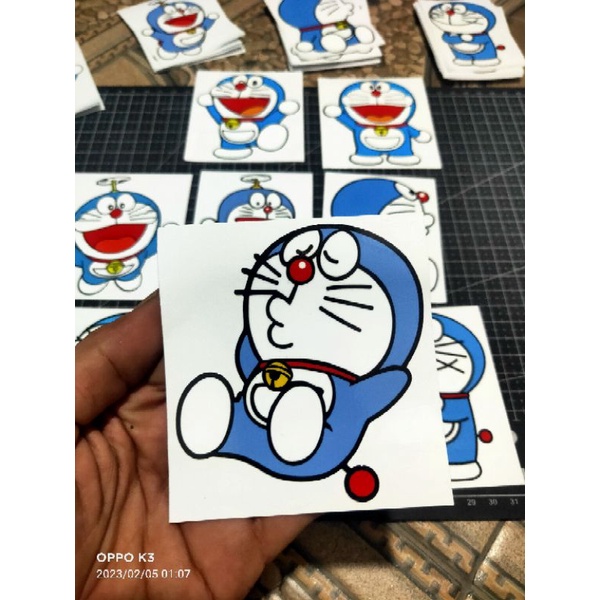 stiker Doraemon stiker motor mobil