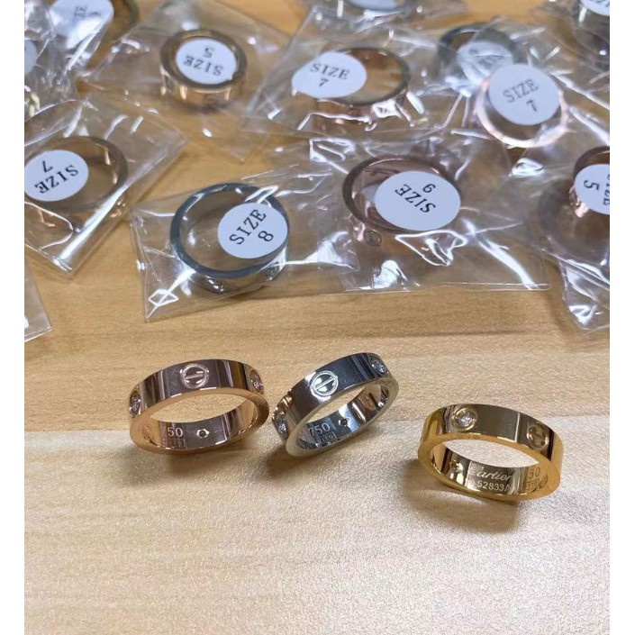 Cincin Bahan Titanium Steel | Cincin Berlian / Berlian Ukuran 5mm | Anting Hypoallergenic Anti Pudar Bahan Stainless Steel | Kotak Hadiah Untuk Hadiah