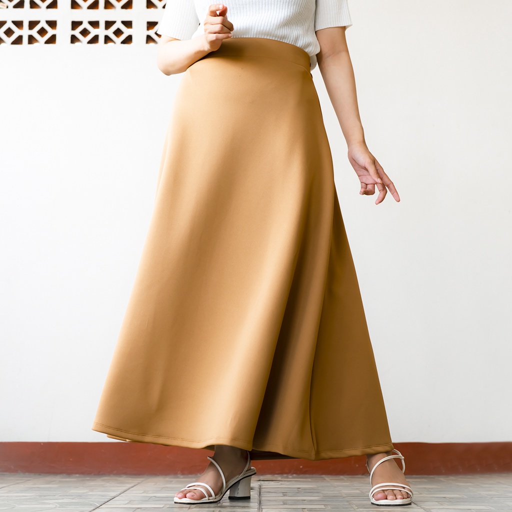 favorit haymeeidn - rok ruffle scuba bangkok ruffle skirt premium rok segi 8 warna putih dan hitam