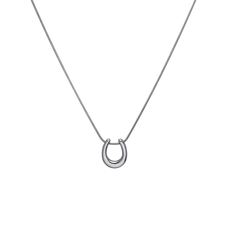 U-shaped Horseshoe Design Pendant Necklace Wanita Cahaya Mewah Niche Merasakan Rantai Klavikula Aksesoris Sweatshirt Chain
