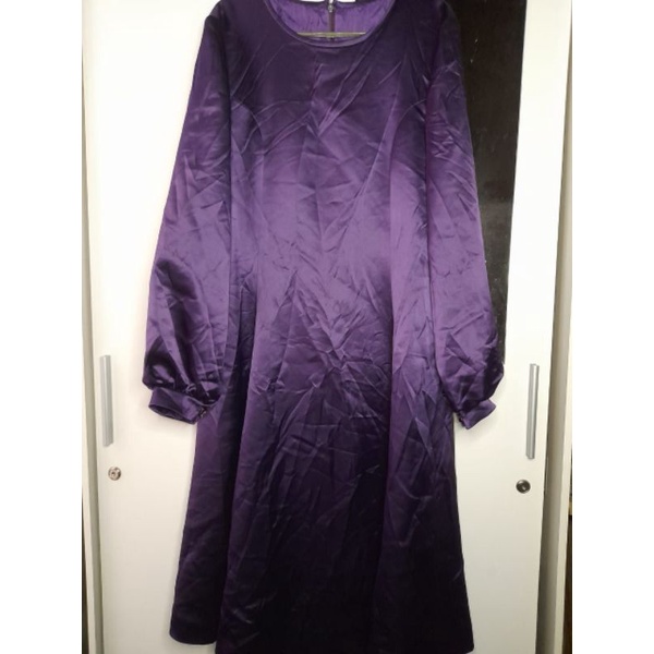 [ preloved ] Dress Pesta Kondangan Satin Silk Premium