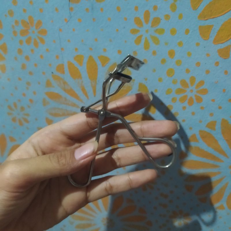 Trade to Shiseido or Preloved Shu Uemura Eyelash Curler - Penjepit Bulu Mata