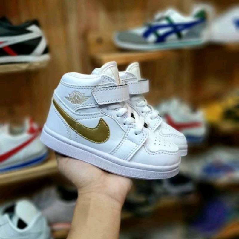 Sepatu Anak Laki Laki Perempuan Nike Air Jordan Anak Sepatu Sneaker Kasual Anak Cowo Cewe