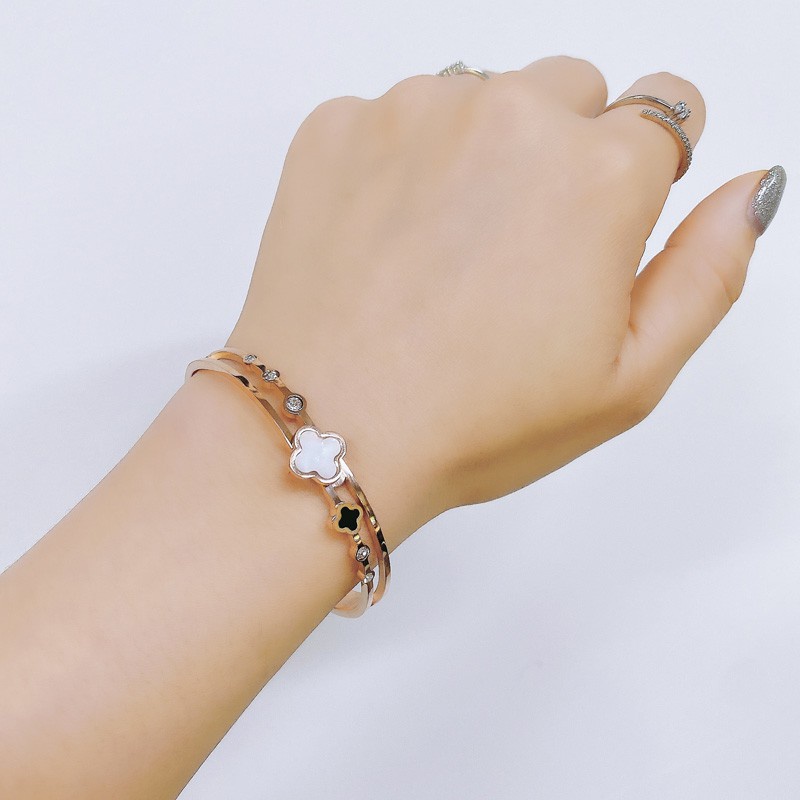 Gelang Rose Gold 18k Desain Clover Gaya Korea Jepang