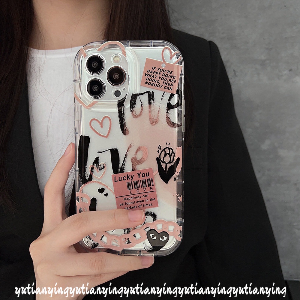 Trendy Merek Comme Des Garcons Label Case Kompatibel Untuk IPhone 7Plus 11 13 14 12 Pro MAX XR X6 8 6S Plus XS MAX Airbag Kartun Graffiti Cinta Hati Lembut Tpu Cover