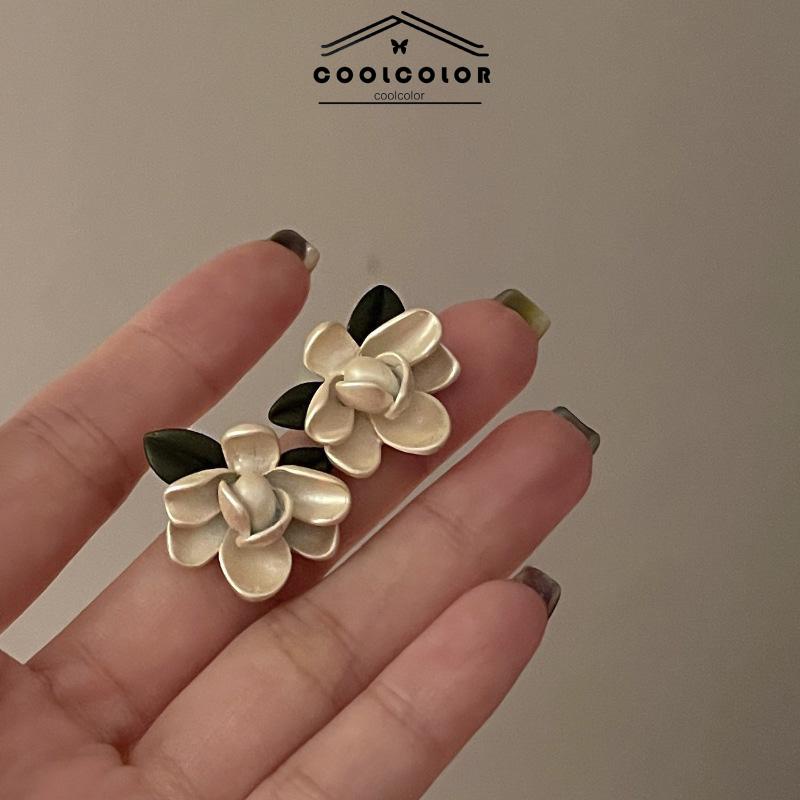 COD❤️Anting Stud Bentuk Bunga Korea Fashion Sederhana Gaya Untuk Wanita- cl