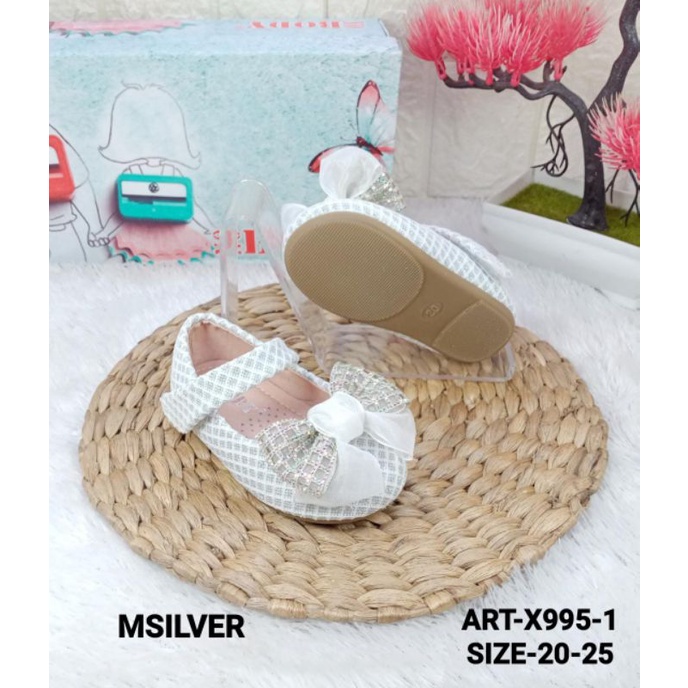 SEPATU IMPORT ANAK PEREMPUAN NOBODY X995-1