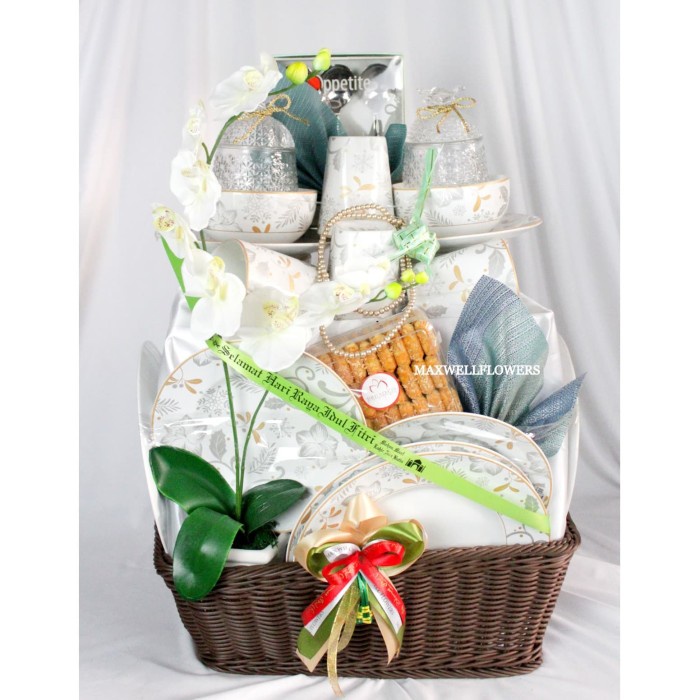 

PARCEL LEBARAN BANDUNG EXCLUSIVE 2 - ONLY BANDUNG DELIVERY