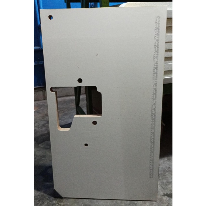 Meja Impor Mesin Jahit Lubang Kancing Brother 814