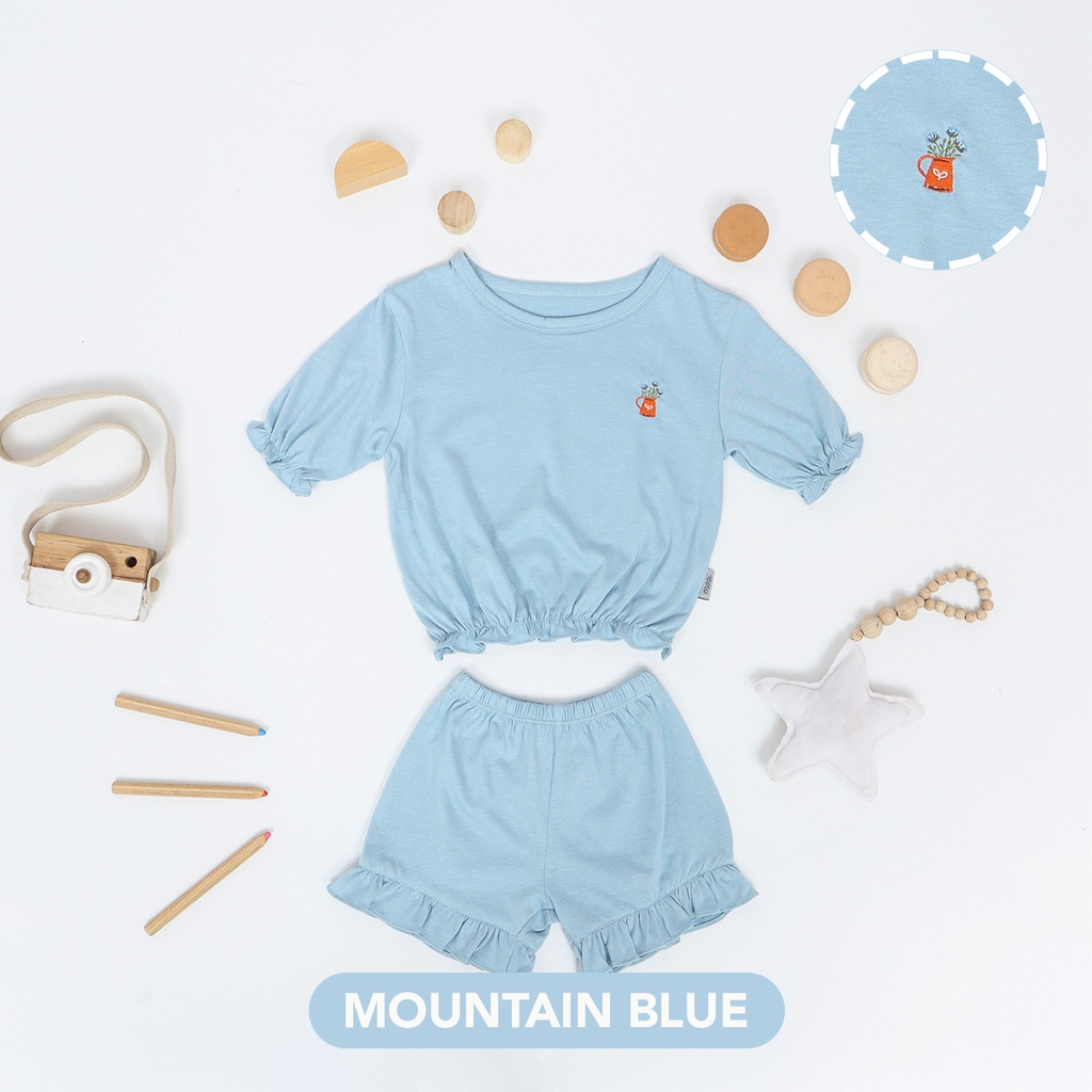 Mooi Yoora Ruffle Set / Setelan Anak Perempuan