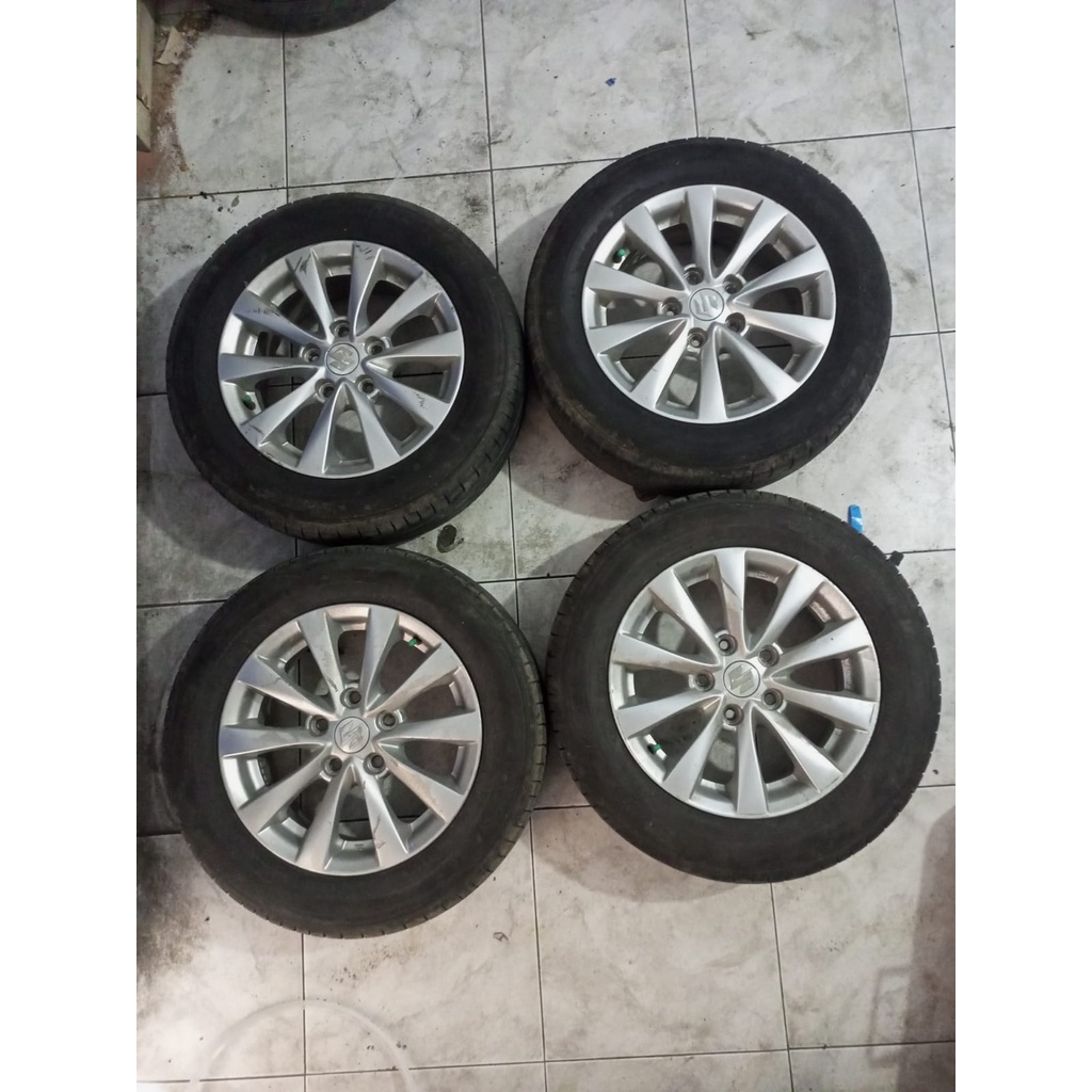 velg mobil bekas copotan ertiga ring 15 pcd 5x114 + ban kondisi bagus