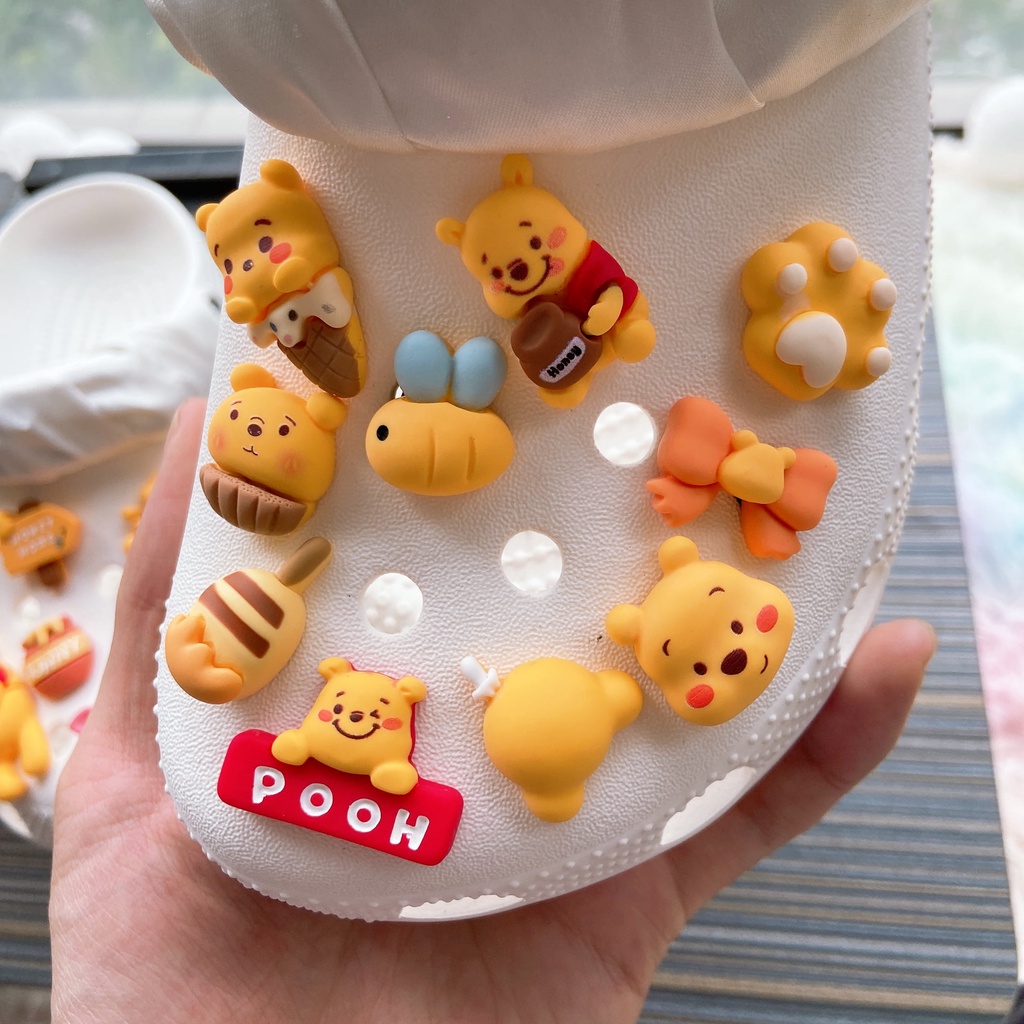 18pcs Winnie the Pooh Cros Jibitz Shoes Charm Sandal Aksesoris Sepatu Hias