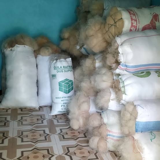 Jaring bekas nelayan media filter kolam 1Kg