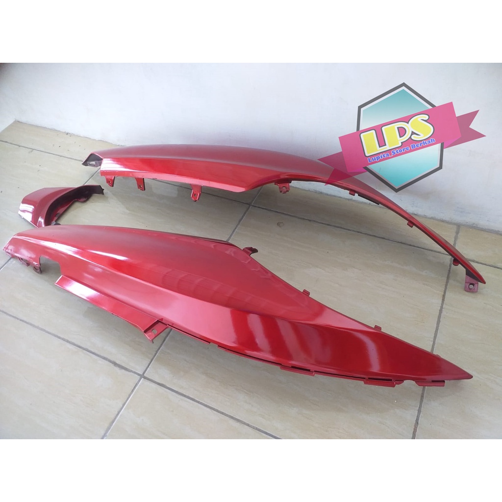 Body Samping Mio J Mio GT + Pet Stop Tutup  Body Belakang Warna Merah Termurah