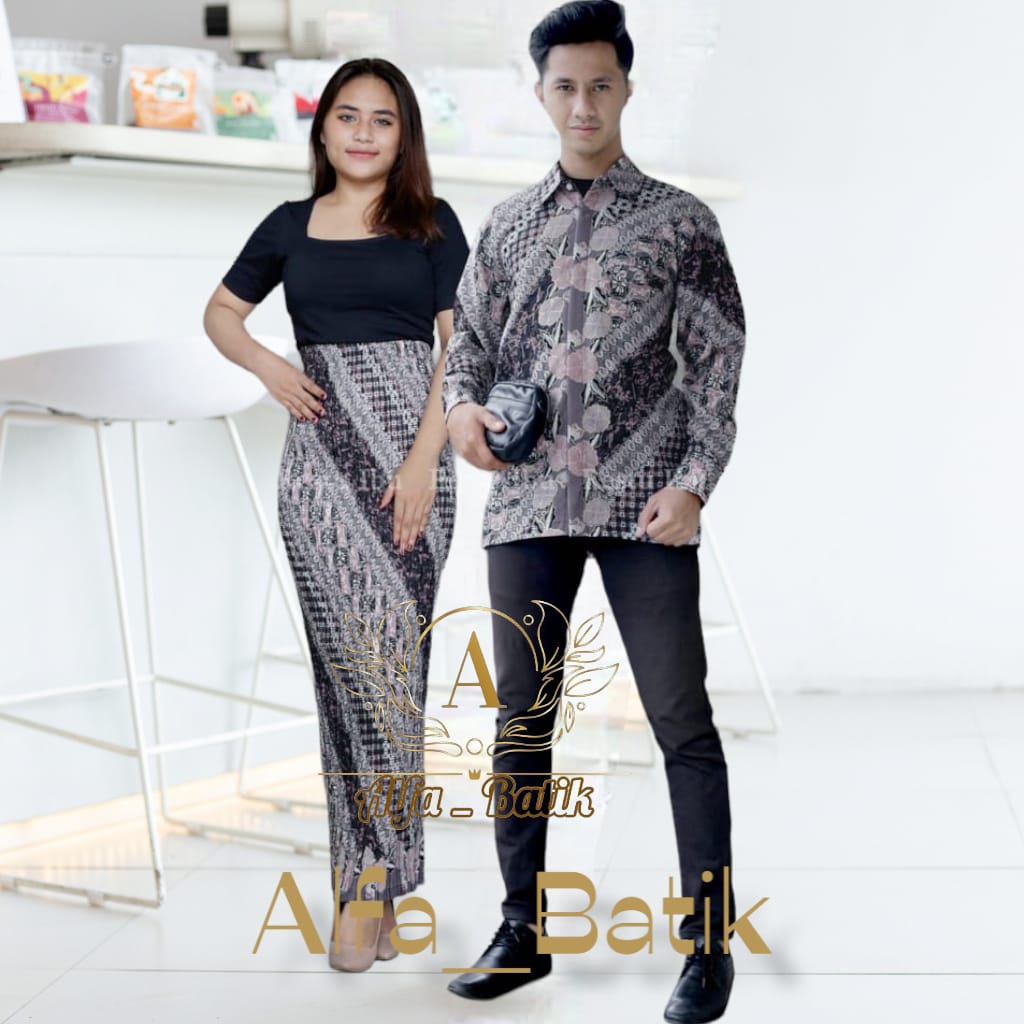 COUPLE BATIK WISUDA/COUPLE BATIK KEBAYA/COUPLE BATIK TUNANGAN/COUPLE BATIK KONDANGAN/COUPLE BATIK TERBARU/COUPLE BATIK TERLARIS