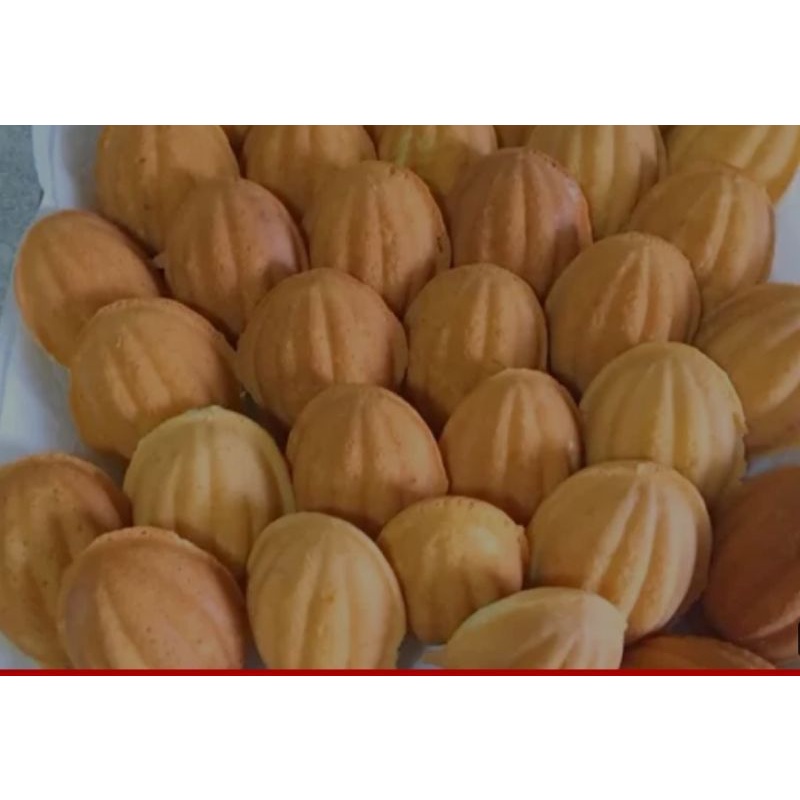 

kue bolu klemben/kue kura2