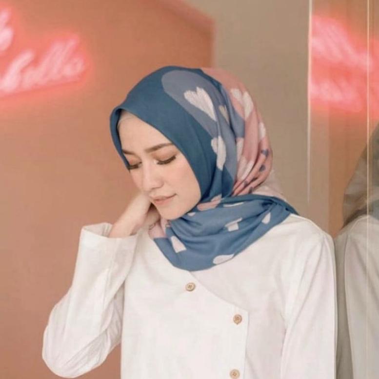 Promo /Lovelyy Biru / Jilbab Voal Premium / Grosir Hijab / Hijab Segi Empat / Voal Motif Premium / D