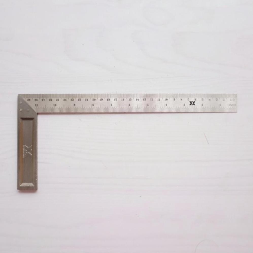 

B78 Penggaris Siku Tukang Bangunan YSK Ukuran 12 Inch / Angle Square 12 Inch PROMO MURAH ㊫