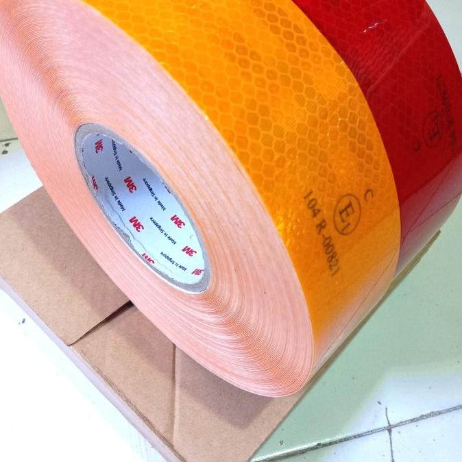 

Stiker Reflektive 5cm x 45 mtr - Sticker Reflektor Uji kir Mobil Box