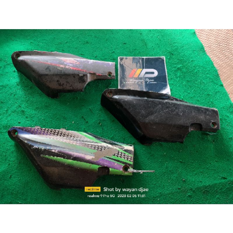 TUTUP AKI/COVER SAMBUNGAN BODY SAMPING SUPRA/SUPRA X/SUPRA FIT LAMA ORIGINAL SECOND