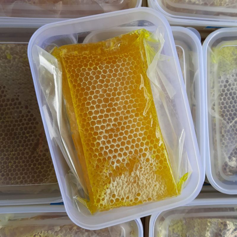 

Madu Sarang 500gr Lebah Ternak Madu Asli Original 100%