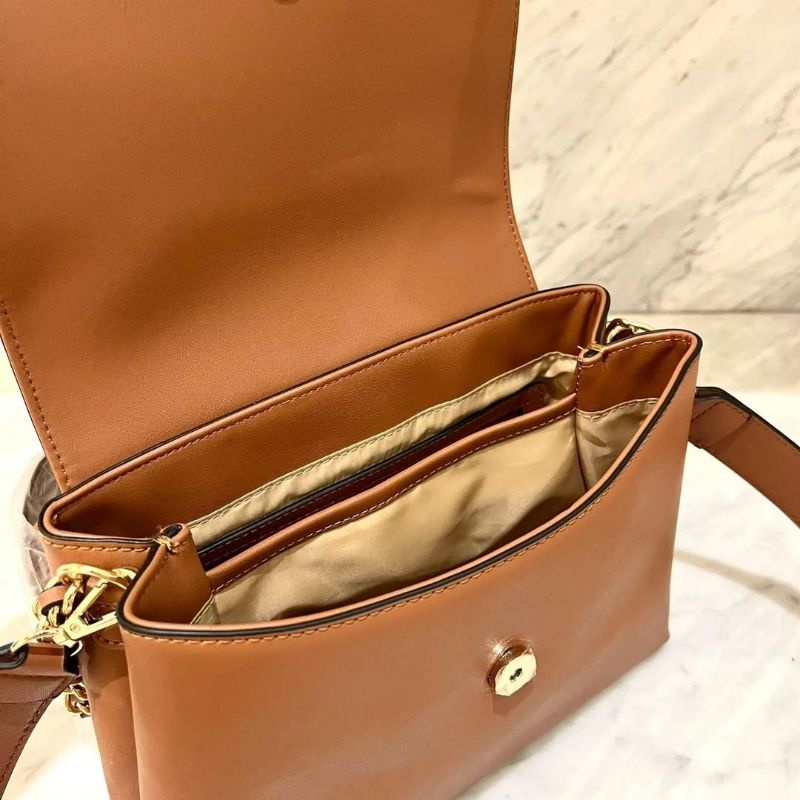 GUESSS Milena Flap Crossbody Bag