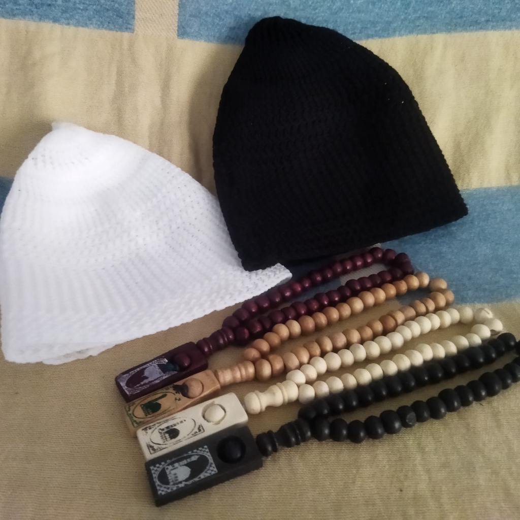 Tasbih Kayu 33 Butir Peci Rajut Dewasa Polos