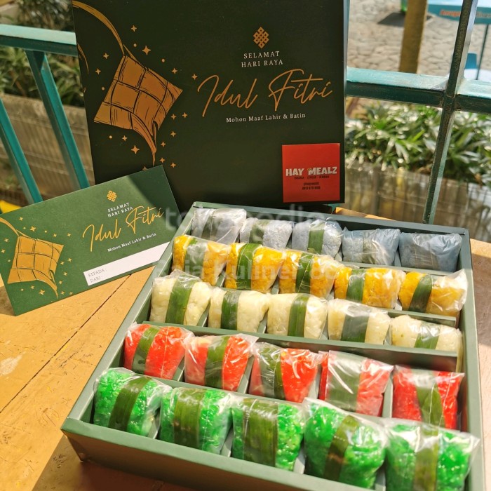 

Hampers Lebaran - Berkah Set - Lemper Mini 5 Rasa isi 25 Pcs