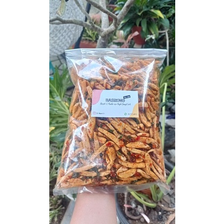 

Basreng pedas daun jeruk 1kg