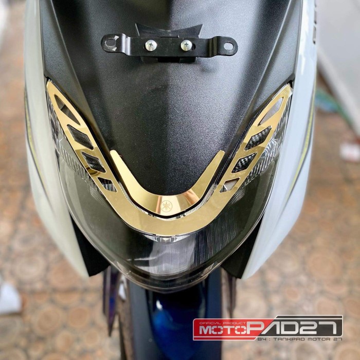 garnish headlamp yamaha gear 125 Garnis Gear headlamp