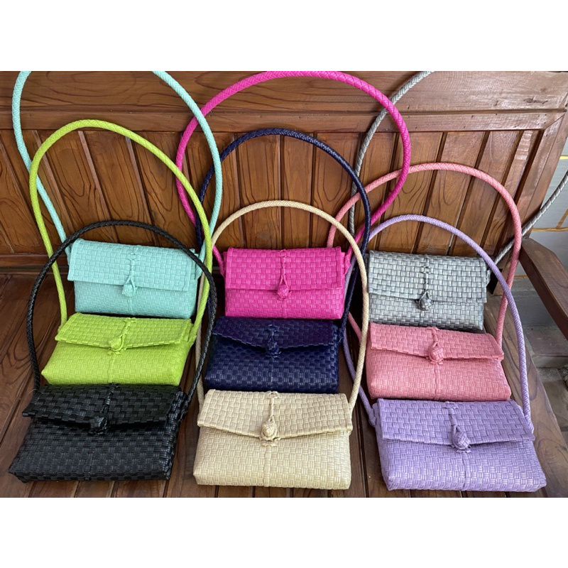 TAS SELEMPANG WANITA TAS SELEMPANG ANYAMAN  TAS WANITA MODERN DOMPET SELEMPANG WANITA DOMPET WANITA 