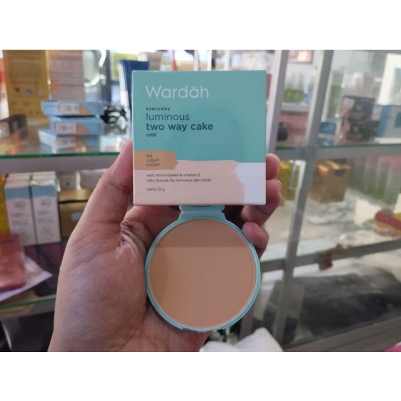 Refil wardah Luminous twowaycake /bedak Padat
