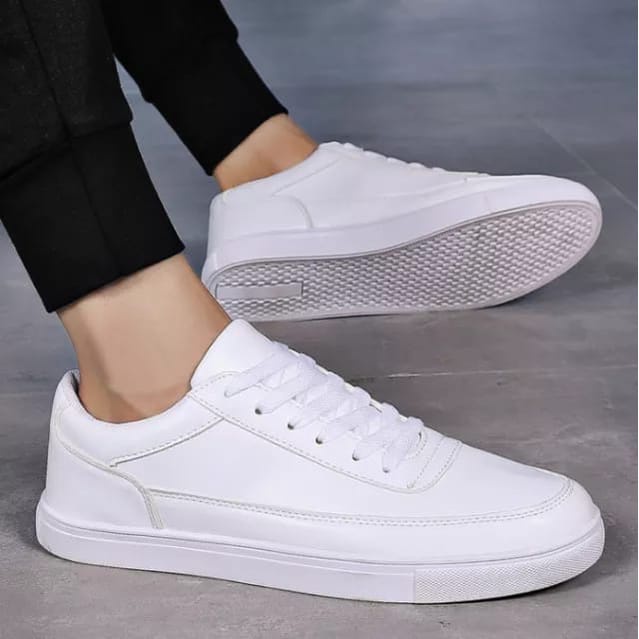 Sepatu Putih Polos Pria/ Sepatu Sneakers Putih