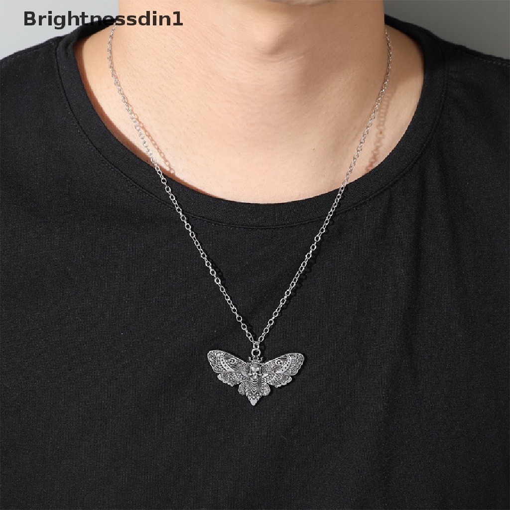 [Brightnessdin1] Kepribadian Hip Hop Tengkorak Liontin Liontin Ornamen Halloween Ngengat Kalung Gothic Kalung Vintage Hewan Ngengat Aksesoris Atau Wanita Pria Hadiah Butik