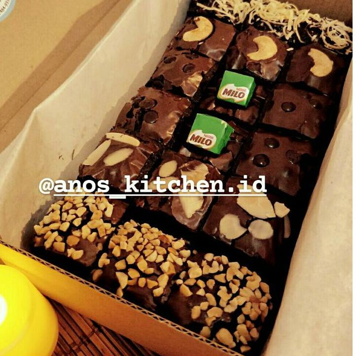 

❂ Brownies Fudgy Dark Cokelat Skat (Isi 18 pcs) (Produk Terbaru Hari Ini) ✷