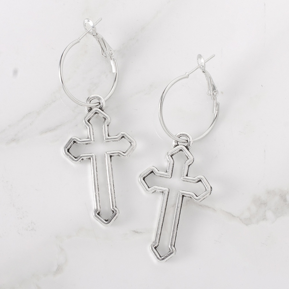 Pribadi Mode Retro Cut-out Cross Berlebihan Fashion Keren Anting-Anting Sederhana Anting Perak Kuno Di Eropa Dan Amerika
