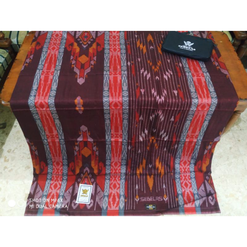Sarung Tenun SEBELAS Rayon Motif SGE
