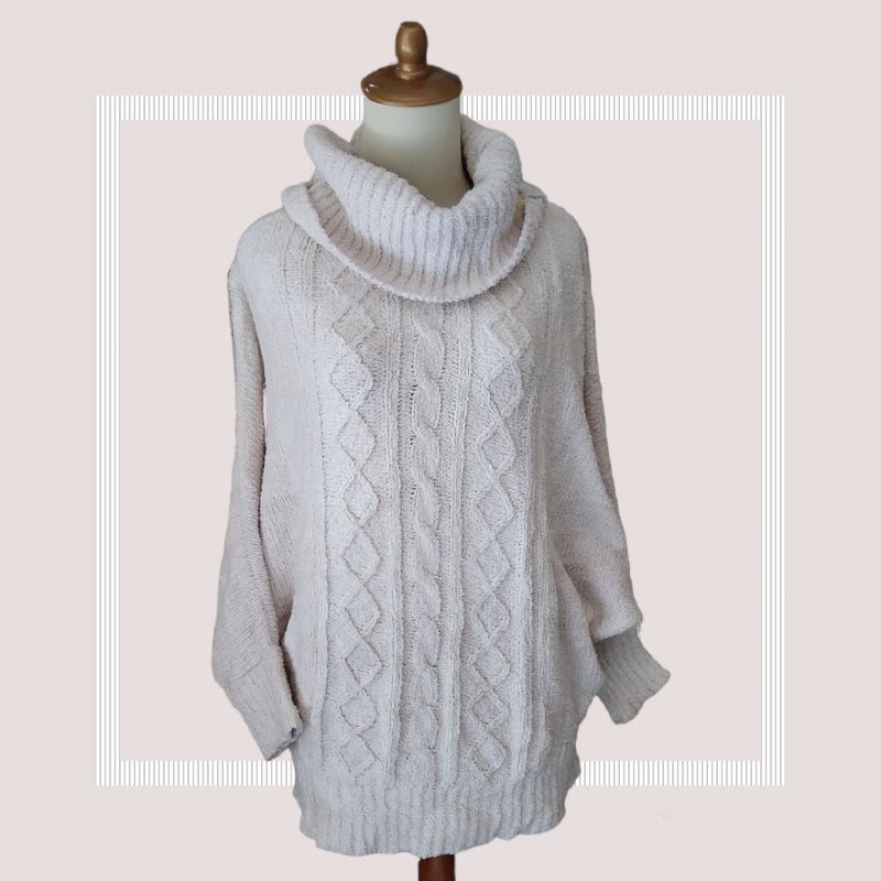 sweater turtleneck rajut tebal brand CHU XXX [preloved]