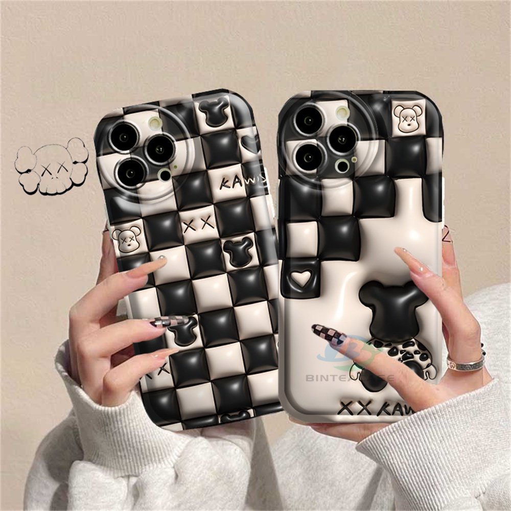 Realme 10 C15 C12 C25S C11 C20 realme5 5i 6i C3 8i C21Y C25Y Kotak Hitam Dan Putih KAWS Bear Airbag Case Binteacase