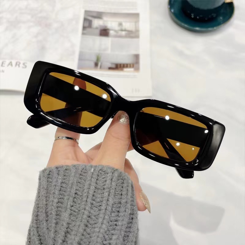 (YUZHU) Kacamata Hitam Pelindung Matahari Bingkai Persegi Bergaya Baru Gaya Vintage Hip Hop Sunglasses Untuk Wanita/Pria