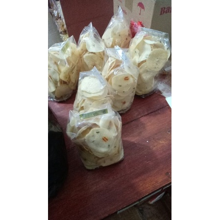 

DEBLO SINGKONG DEBLO GEULIS DEBLO TIPIS DEBLO KAMPUNG 250GR