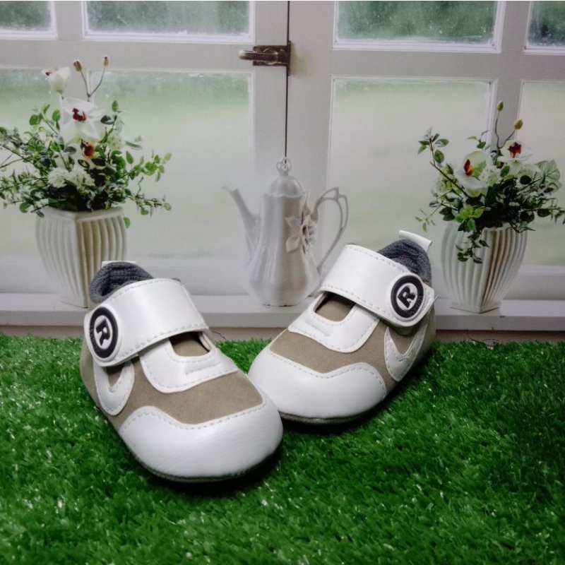 SEPATU BAYI PREEWALKER ANAK PEREMPUAN USIA 0-12 BULAN NK / SEPATU BAYI MURAH